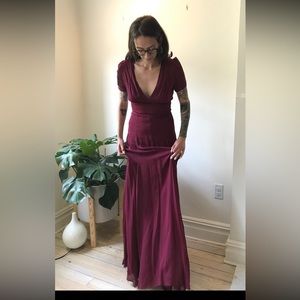 Reformation Claudette Dress sz Small in burgundy/maroon